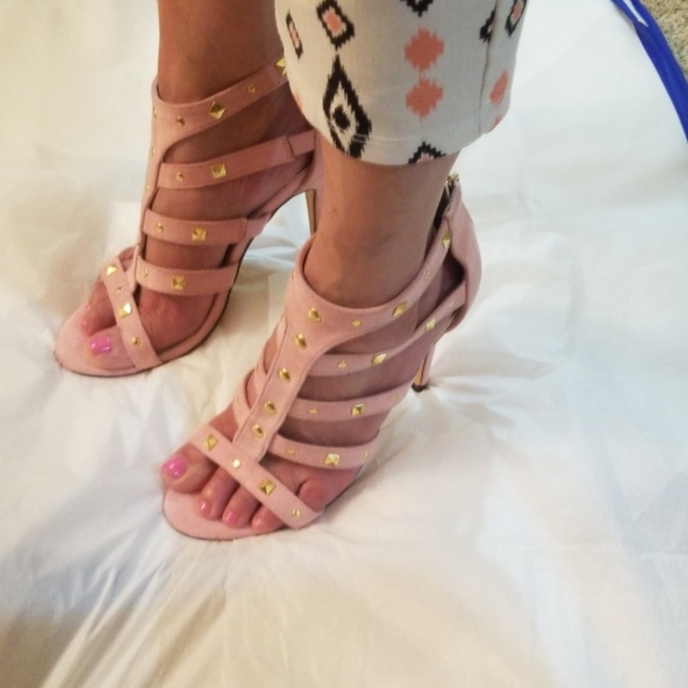 Michael Antonio light pink strappy heels